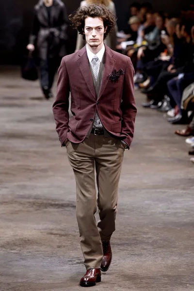 Look 26